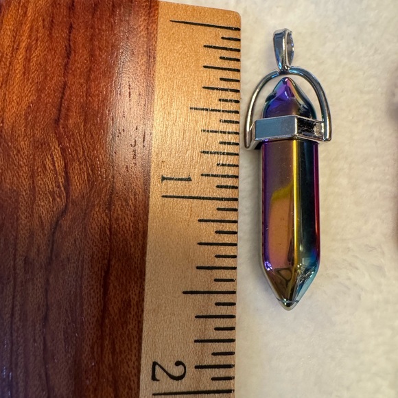 $14 For Two Hexagonal Chakra Crystal NWOT Pendants 
Different Colors - Picture 2 of 3